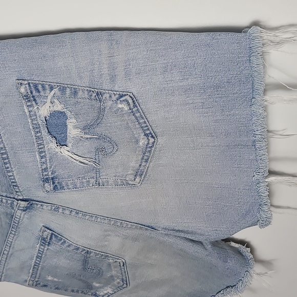 ADRIANO GOLDSCMIED Distressed Light Wash Ex-Boyfriend Denim Shorts Size 28 - Picture 14 of 16